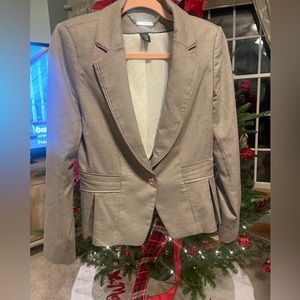 White House Black Market Suit Coat 👏🏼👏🏼